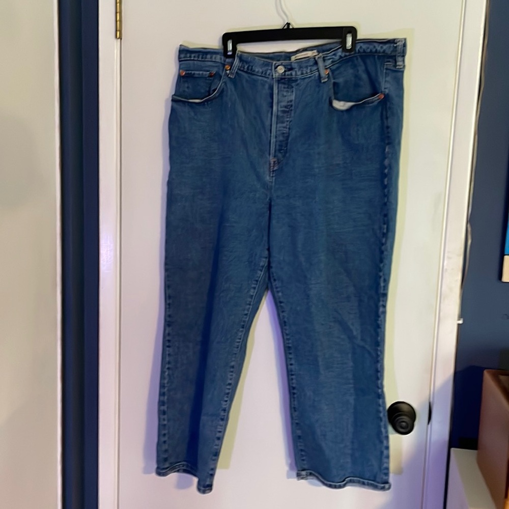 Levi’s Ribcage Straight Jeans